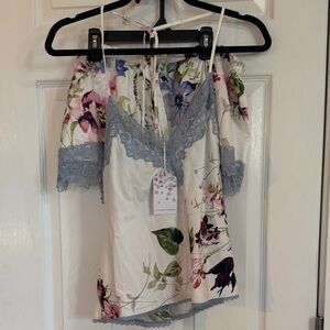 Floral Lace-Trimmed sleepwear intimates. 2 piece comfy set NWT